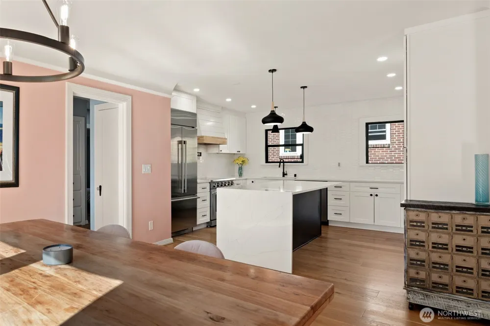 3302 E Pine Street Seattle, WA 98122