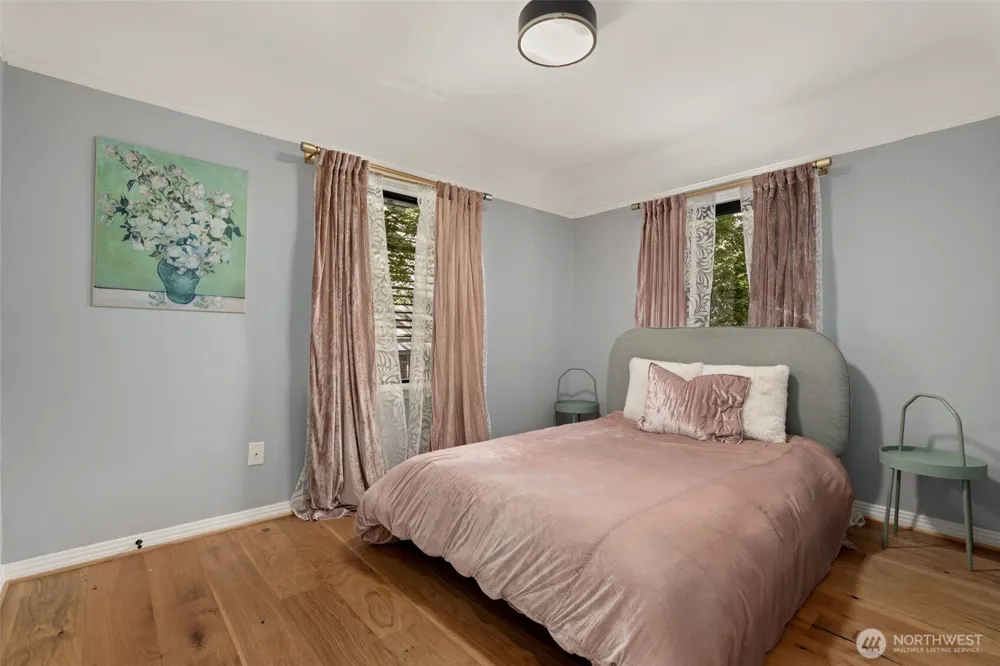 3302 E Pine Street Seattle, WA 98122