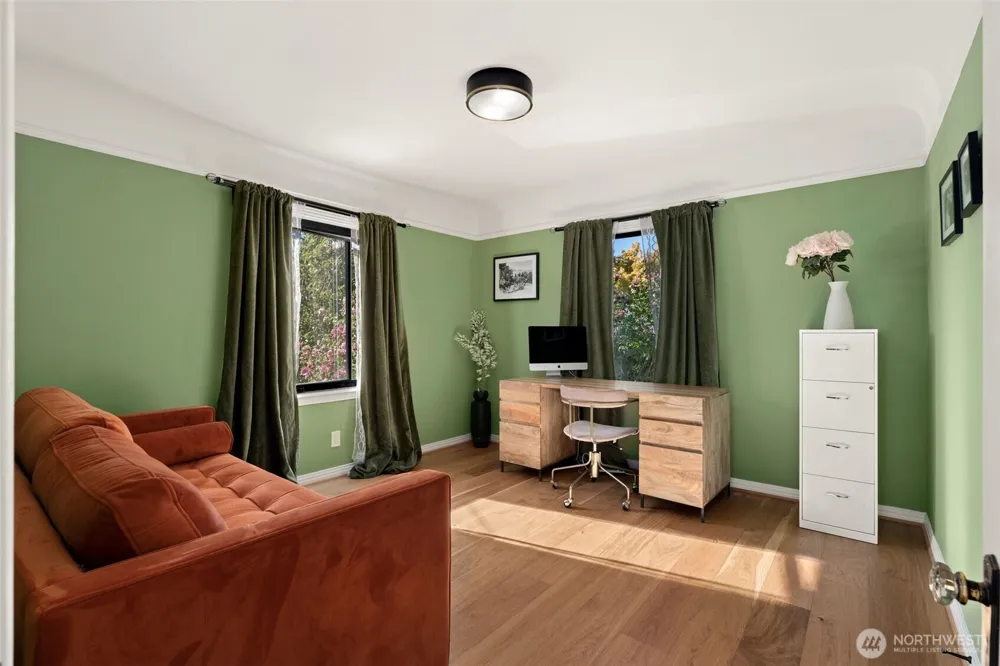 3302 E Pine Street Seattle, WA 98122