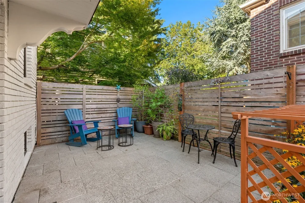 3302 E Pine Street Seattle, WA 98122