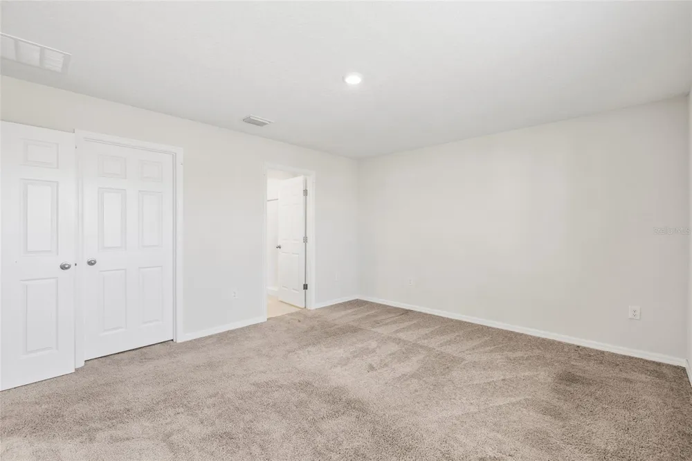 14886 SUMMER BRANCH DRIVE Lithia, FL 33547