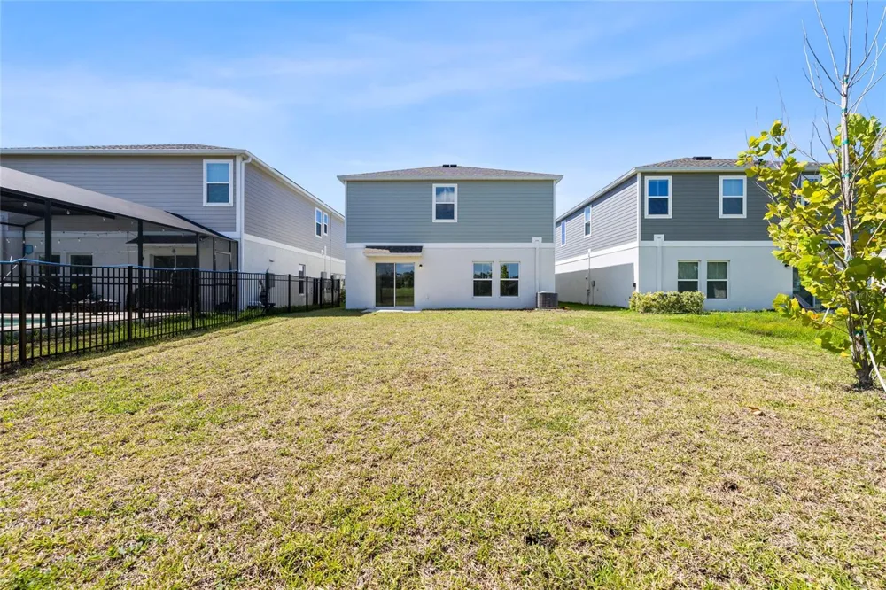 14886 SUMMER BRANCH DRIVE Lithia, FL 33547