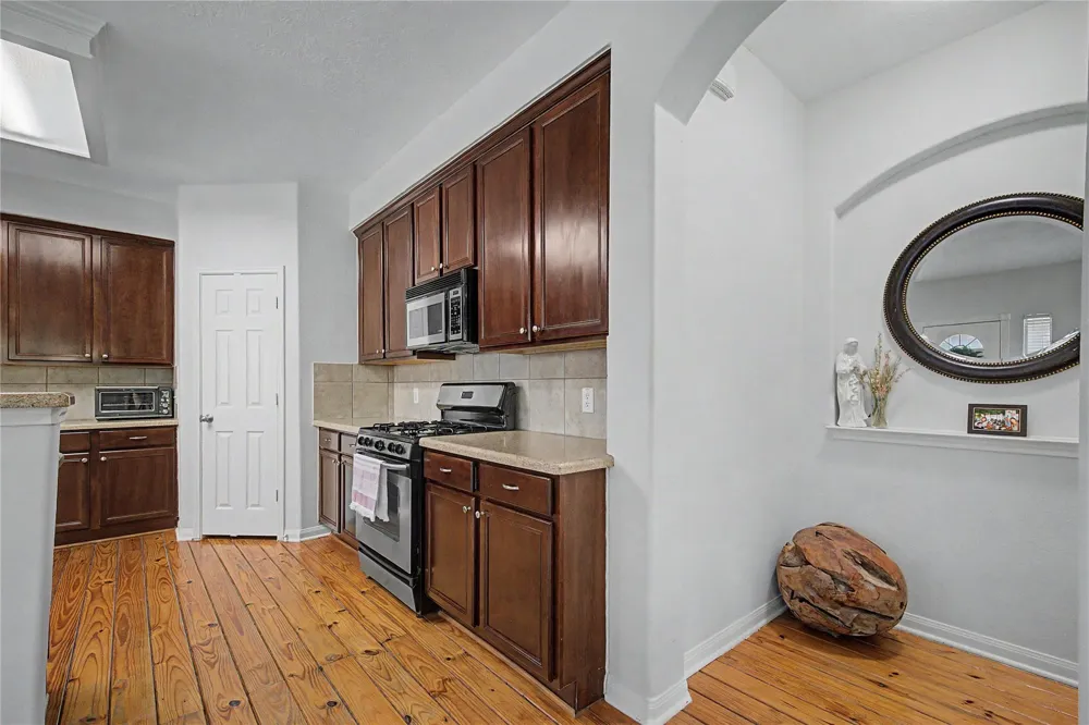 315 West Drive Kemah, TX 77565