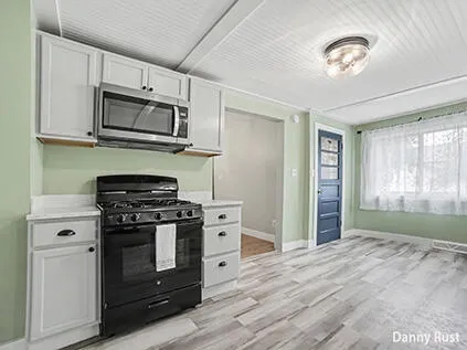 213 E 2nd Street Scottville, MI 49454