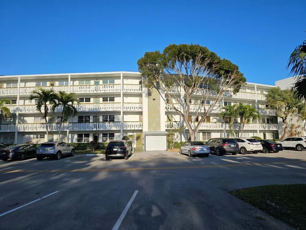 4015 LYNDHURST I Deerfield Beach, FL 33442
