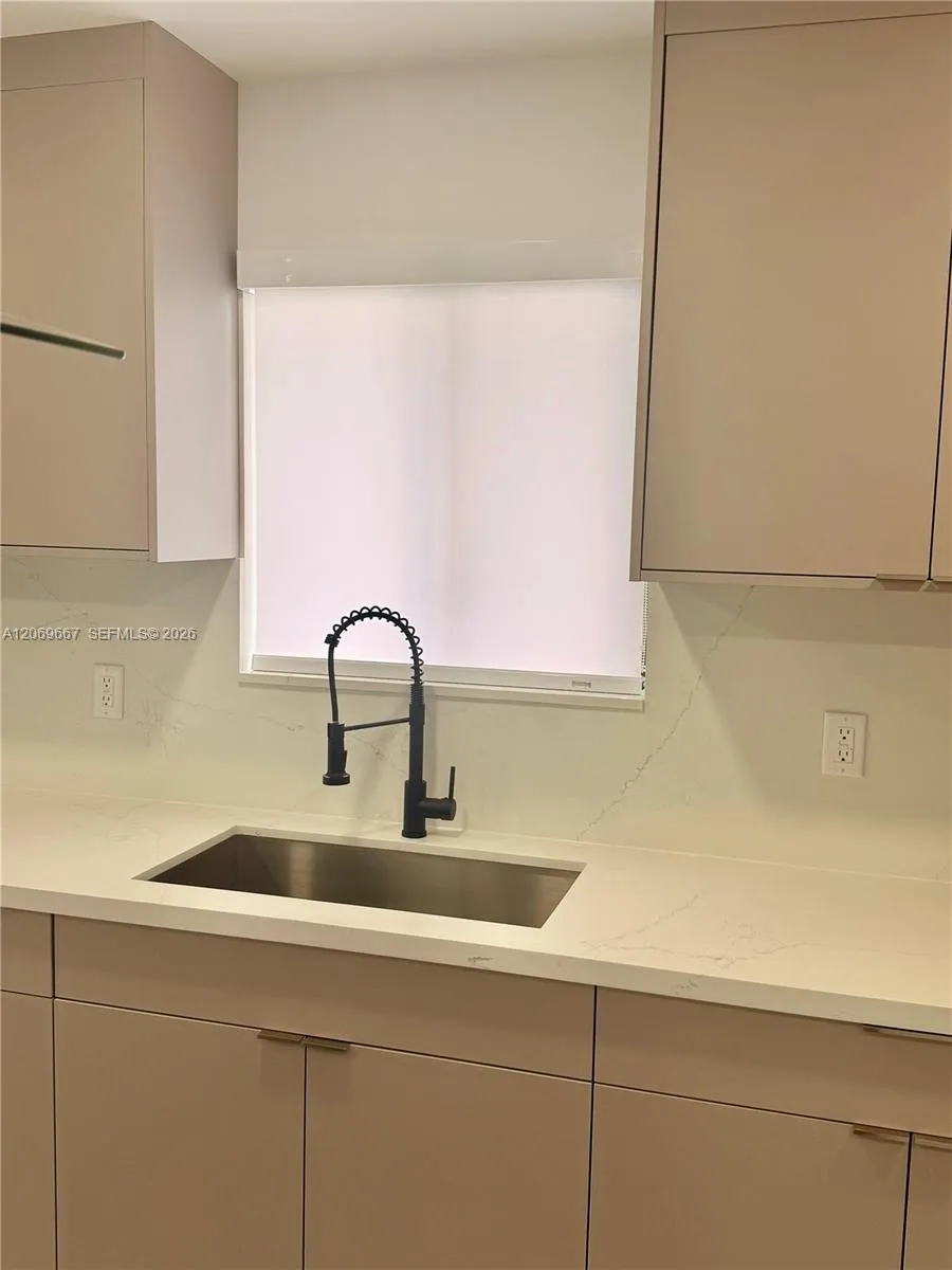 2420 NW 154th St #. Miami Gardens, FL 33054
