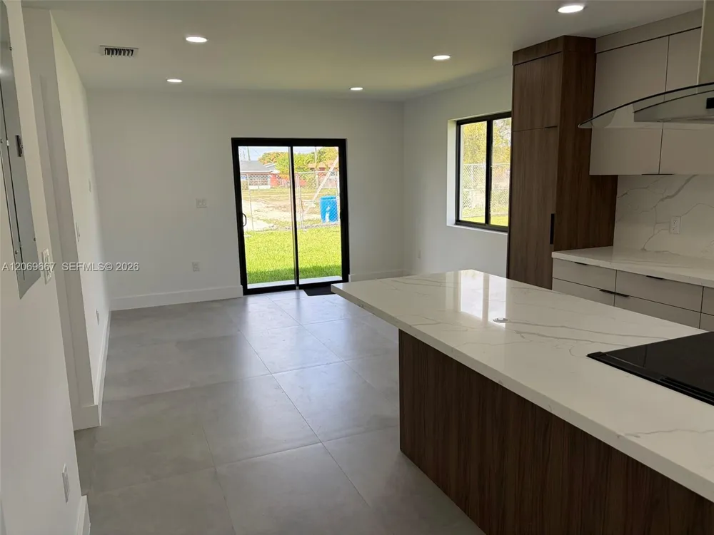 2420 NW 154th St #. Miami Gardens, FL 33054