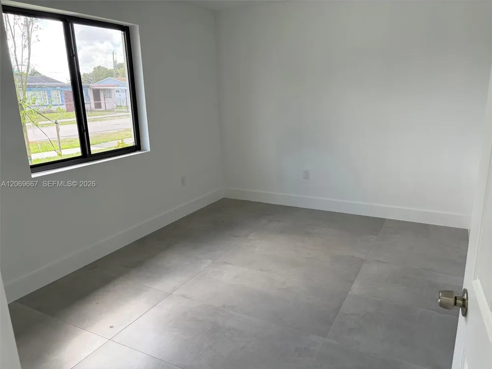 2420 NW 154th St #. Miami Gardens, FL 33054