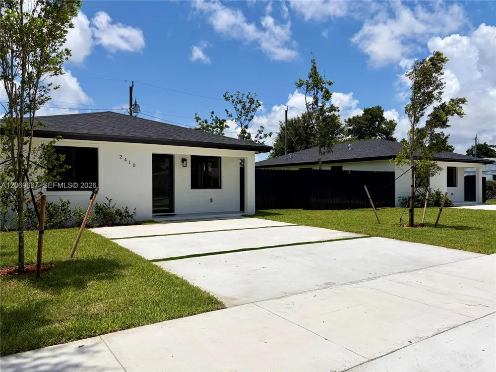 2420 NW 154th St #. Miami Gardens, FL 33054