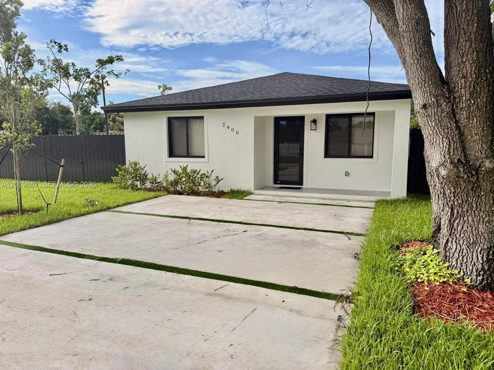 2420 NW 154th St #. Miami Gardens, FL 33054