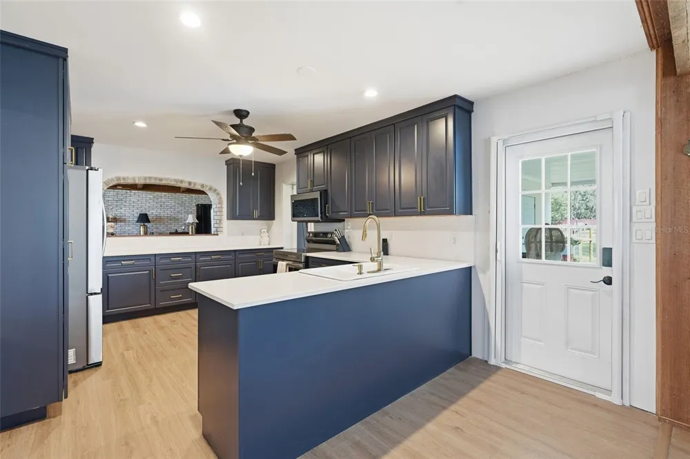 6902 JOHNSTON ROAD Zolfo Springs, FL 33890