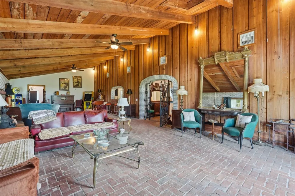 6902 JOHNSTON ROAD Zolfo Springs, FL 33890