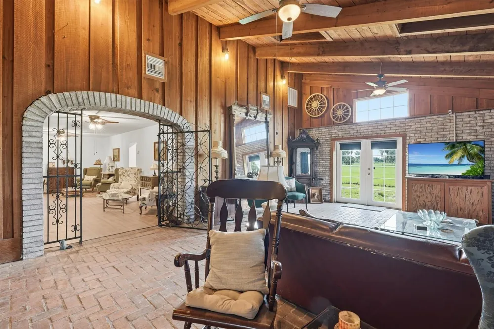 6902 JOHNSTON ROAD Zolfo Springs, FL 33890