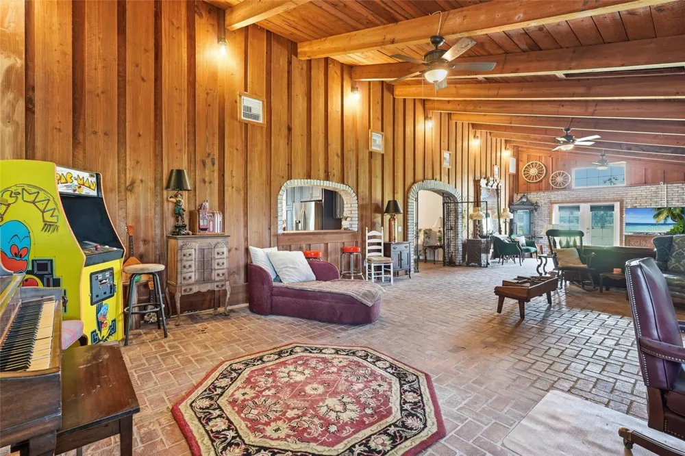 6902 JOHNSTON ROAD Zolfo Springs, FL 33890
