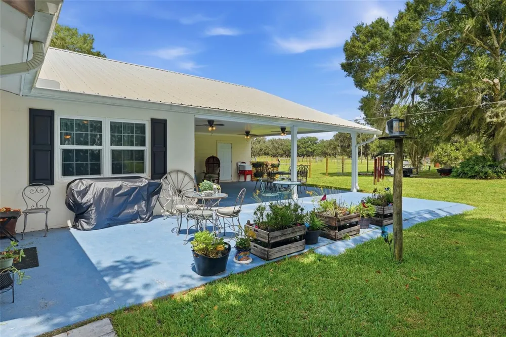 6902 JOHNSTON ROAD Zolfo Springs, FL 33890