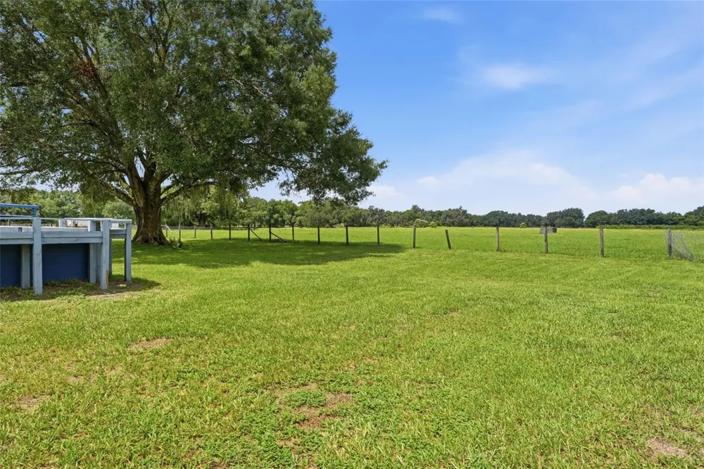 6902 JOHNSTON ROAD Zolfo Springs, FL 33890