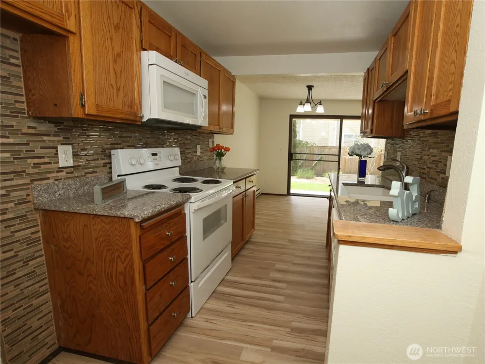26425 Pennsylvania Avenue NE #34 Kingston, WA 98346