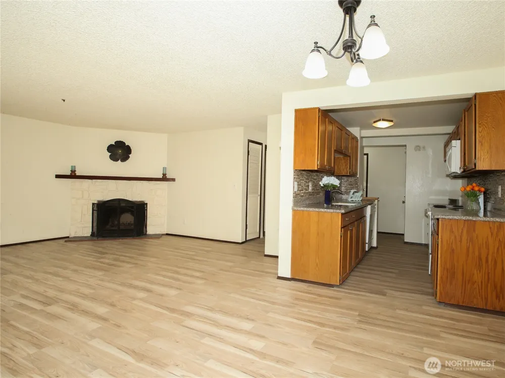 26425 Pennsylvania Avenue NE #34 Kingston, WA 98346
