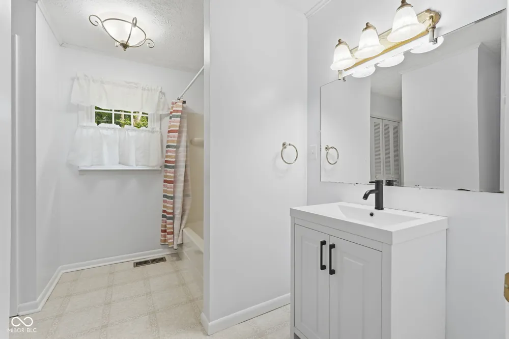 718 Highridge Avenue Greencastle, IN 46135
