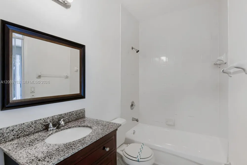 7663 Southwood Davie, FL 33328