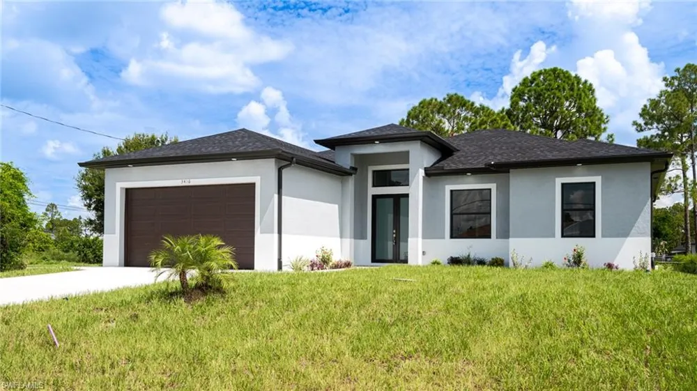 3416 5th Street SW Lehigh Acres, FL 33976