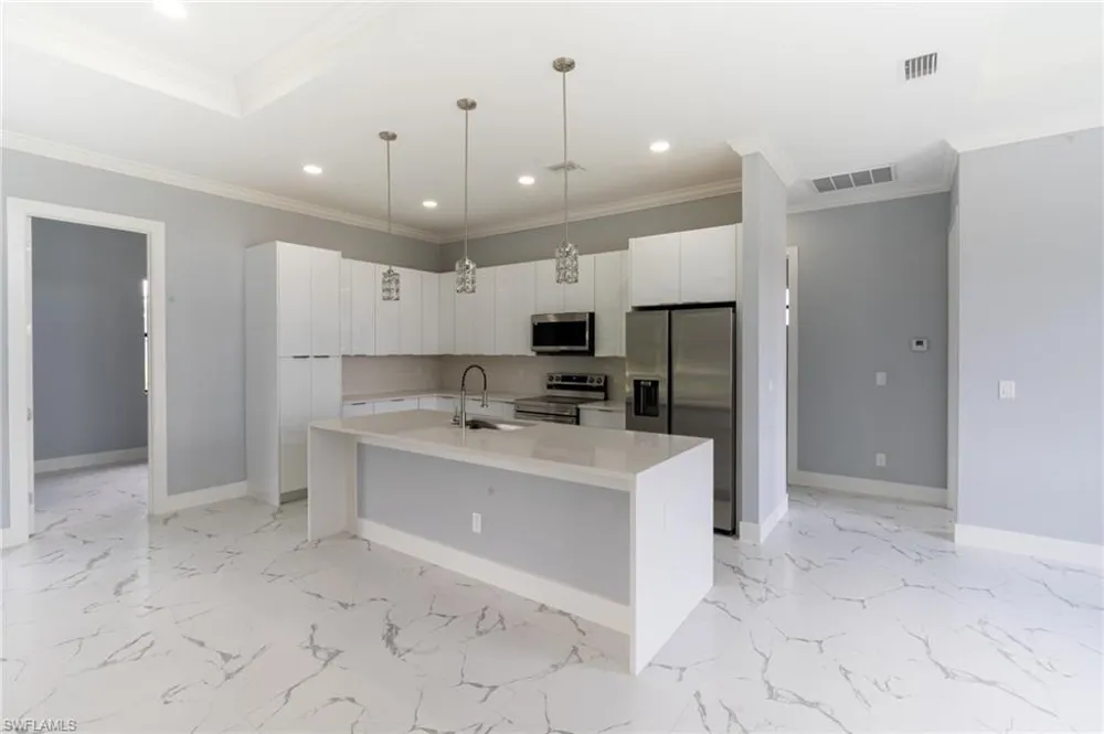 3416 5th Street SW Lehigh Acres, FL 33976