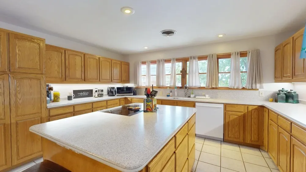 1900 S Walnut Street Brady, TX 76825