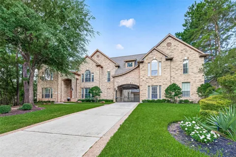 15 Veilwood Circle