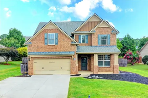 515 Creekshire Circle