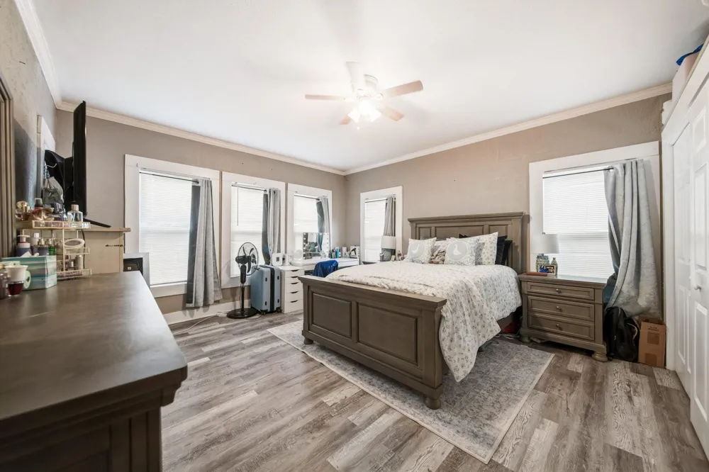 1302 20th Street #1 Huntsville, TX 77340