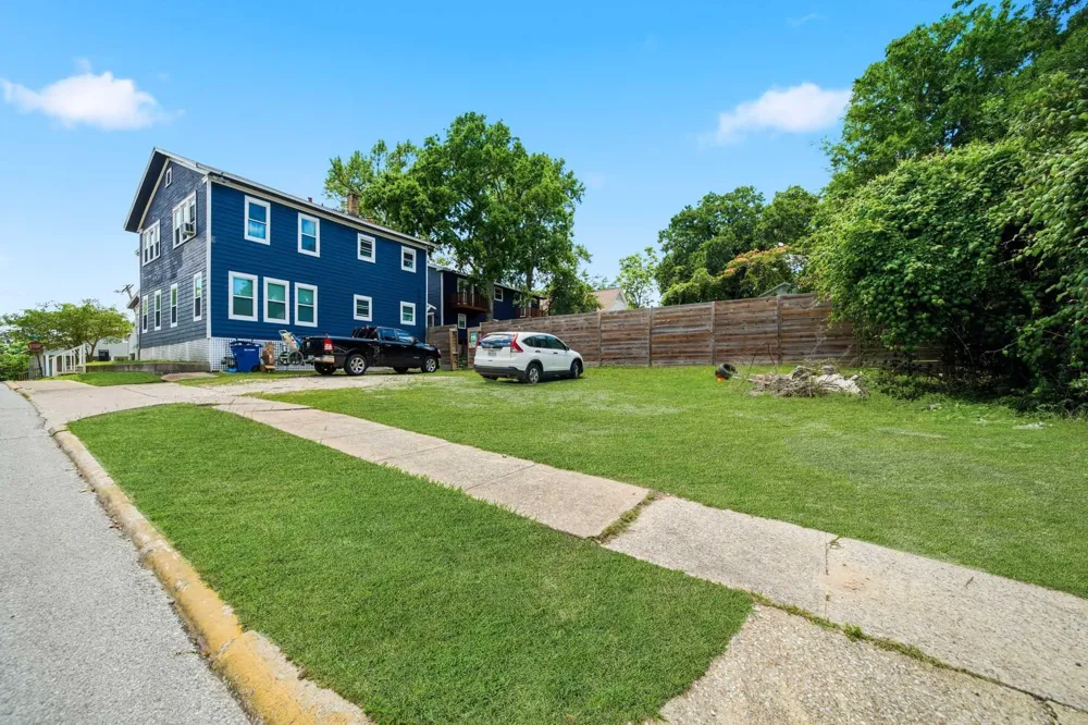 1302 20th Street #1 Huntsville, TX 77340