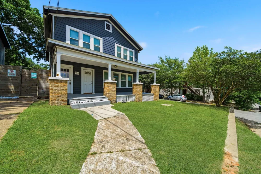 1302 20th Street #1 Huntsville, TX 77340