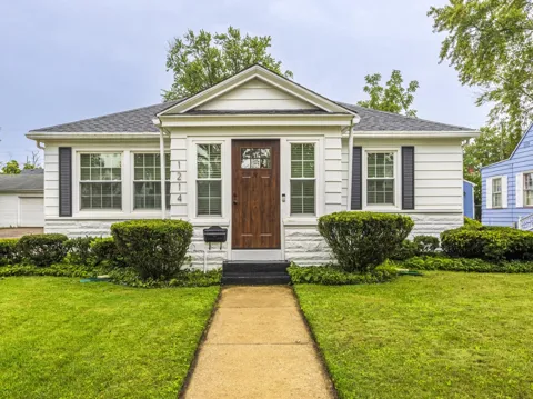 1214 Mohawk Lane