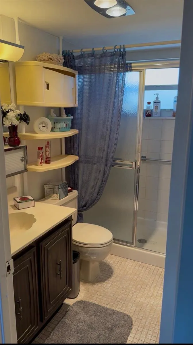 725 Lori Drive #313 Palm Springs, FL 33461