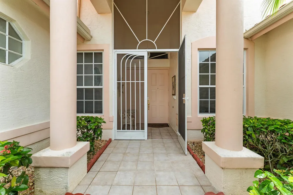 412 NW Aqua Vista Lane Port St. Lucie, FL 34986