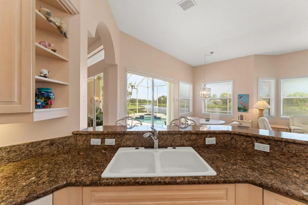 412 NW Aqua Vista Lane Port St. Lucie, FL 34986