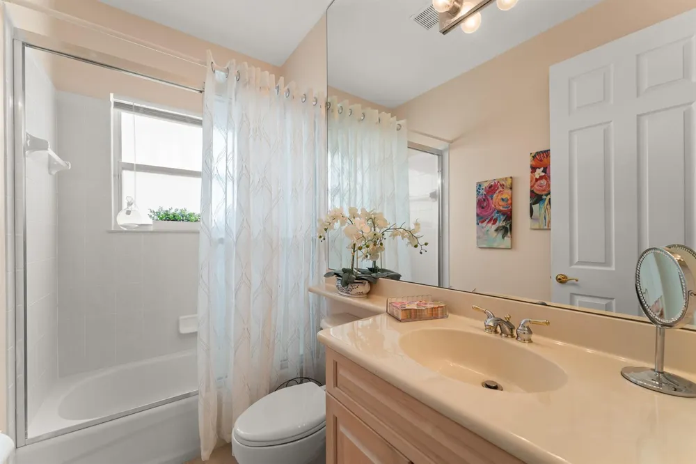 412 NW Aqua Vista Lane Port St. Lucie, FL 34986