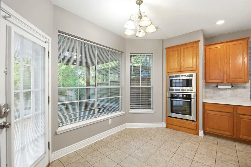 4307 Lakeshore Forest Drive Missouri City, TX 77459
