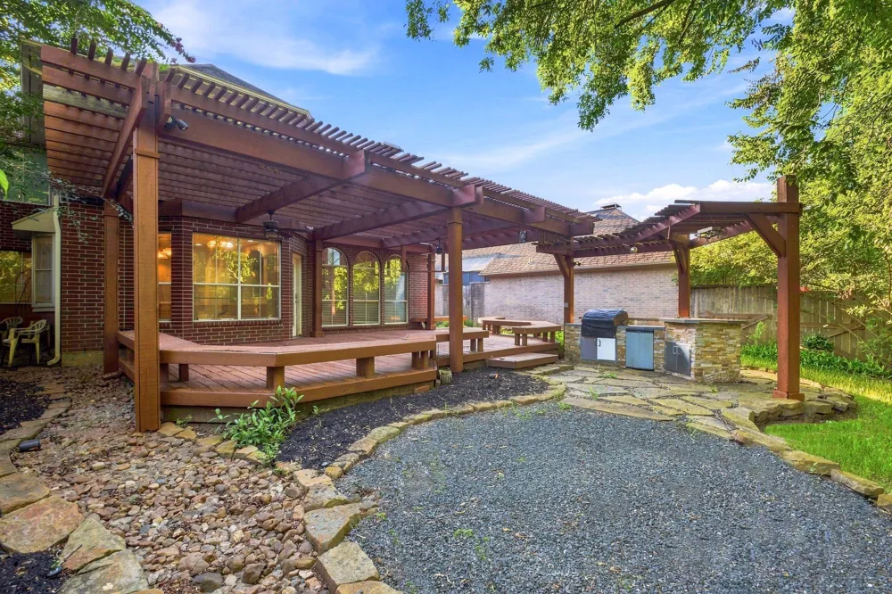 4307 Lakeshore Forest Drive Missouri City, TX 77459