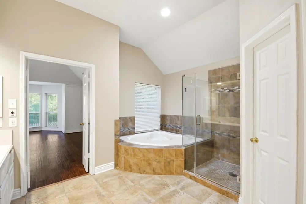 4307 Lakeshore Forest Drive Missouri City, TX 77459