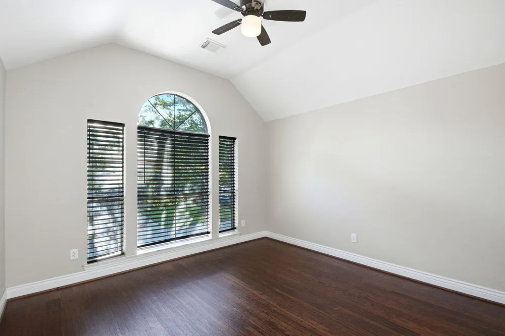 4307 Lakeshore Forest Drive Missouri City, TX 77459