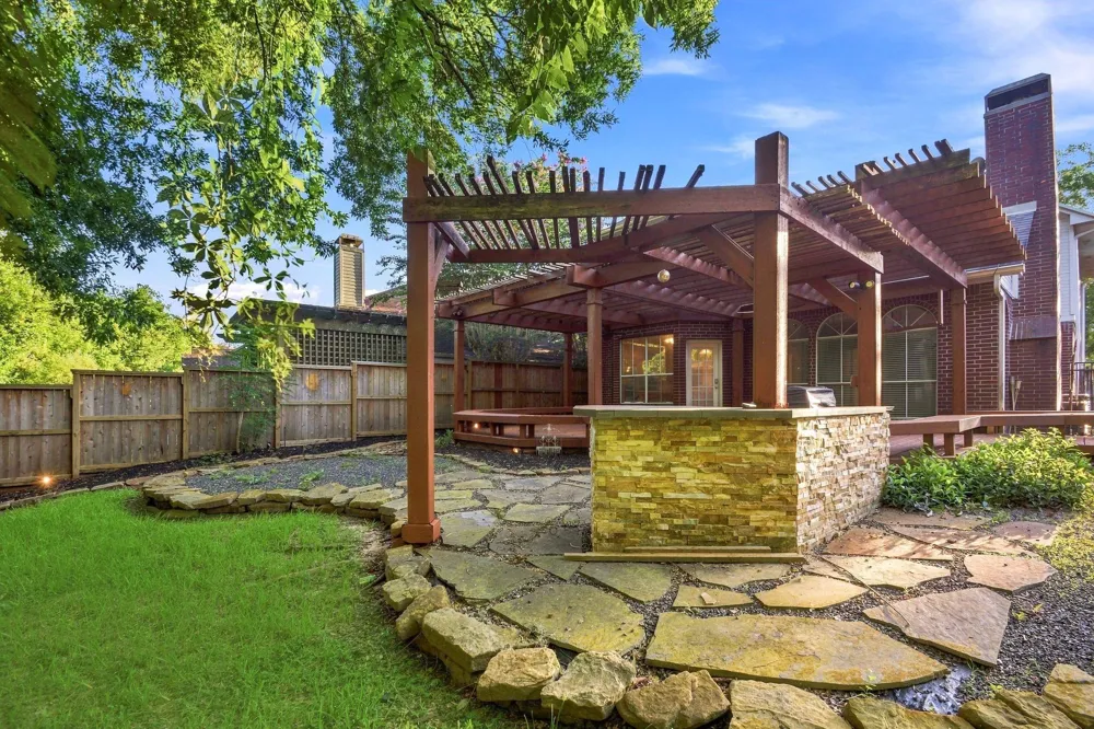 4307 Lakeshore Forest Drive Missouri City, TX 77459
