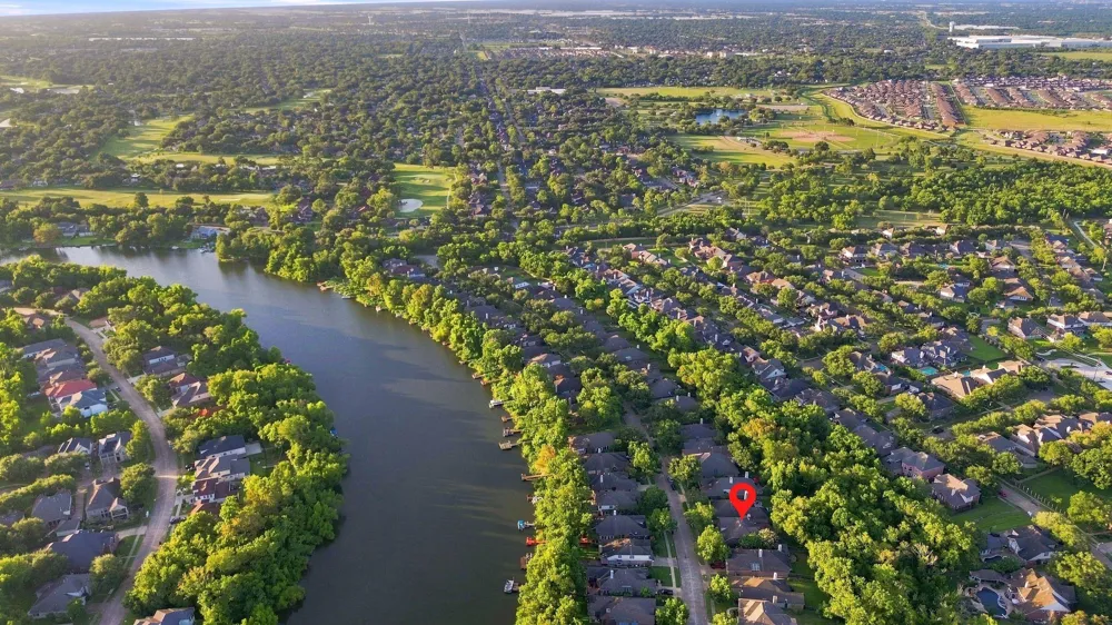 4307 Lakeshore Forest Drive Missouri City, TX 77459