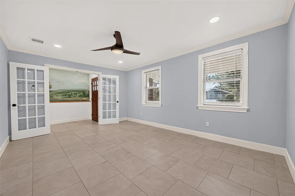 11126 Cedarhurst Drive Houston, TX 77096