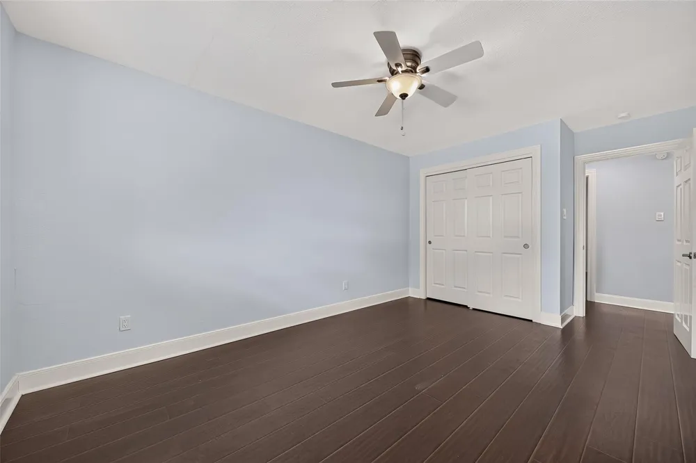 11126 Cedarhurst Drive Houston, TX 77096