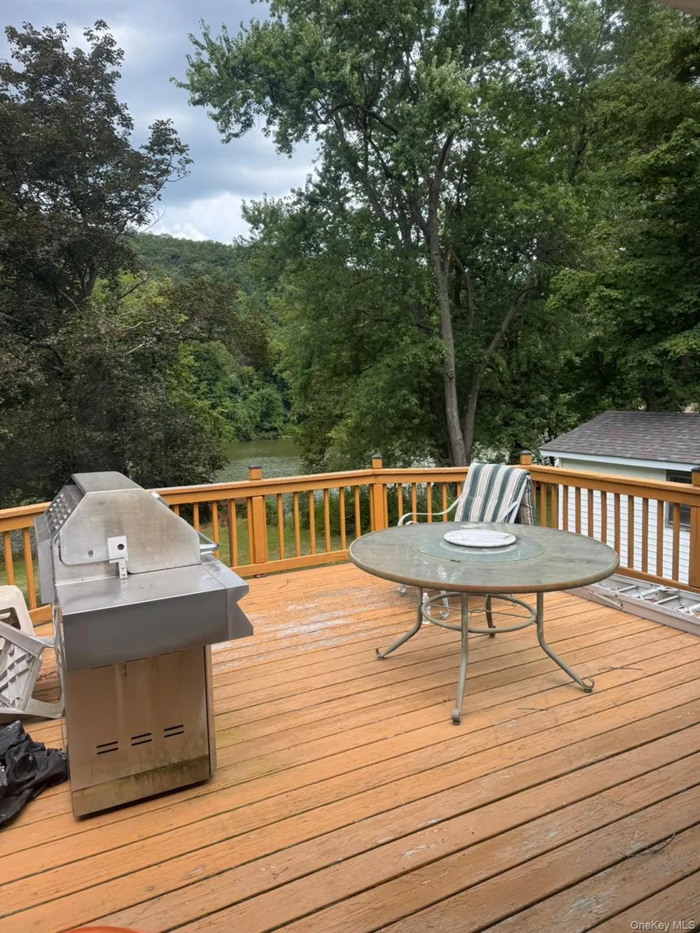 1 Tappan Drive Monroe, NY 10950
