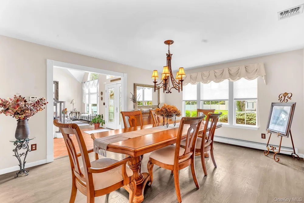 11 Horstead Court Yaphank, NY 11980