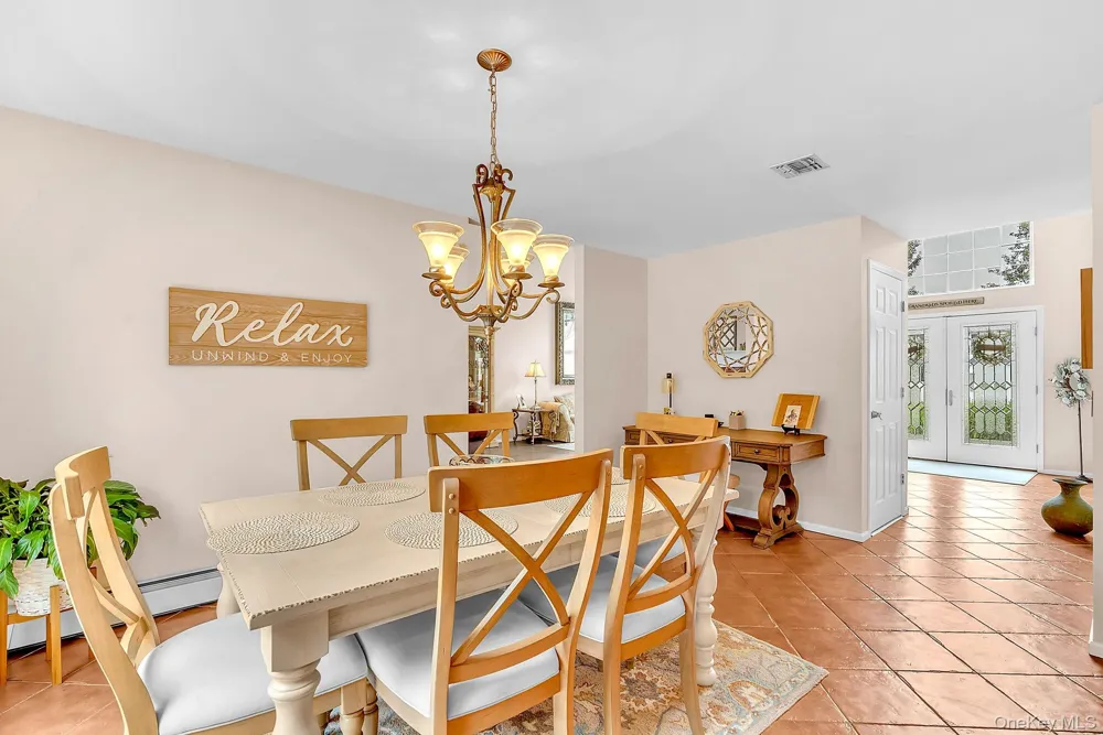 11 Horstead Court Yaphank, NY 11980