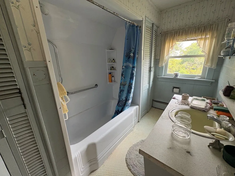 11 High Street South River, NJ 08882