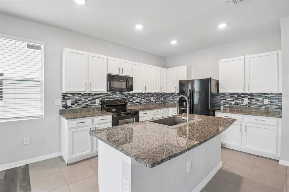 2685 SUNCOAST BLEND DRIVE Odessa, FL 33556